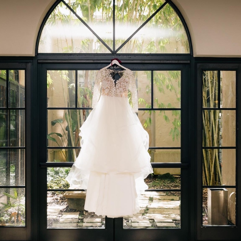 Stunning Haley Paige Wedding Dress